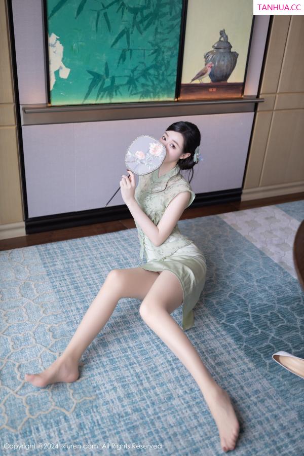 逗逗DouDou  [XiuRen]高清写真图 2024.09.06 No.9124 小逗逗 丝袜美腿第7张图片